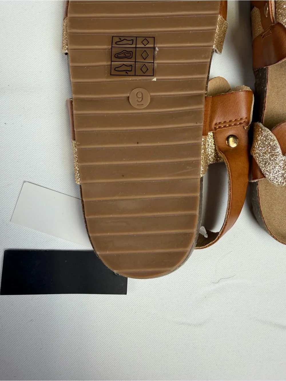 Tahari Girls  Brown & Gold Glitter Braided Sandals Memory Foam / NWT size 9